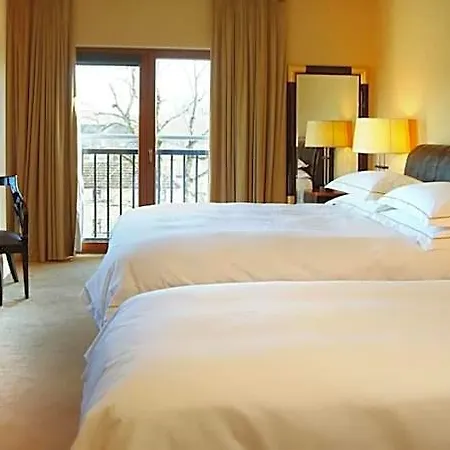 Hotel Lord Bagenal 4*